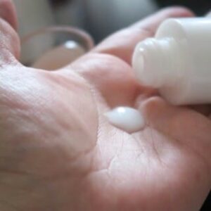 Sữa dưỡng Elixir White Whitening Clear Emulis...