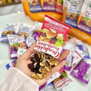 Hạt Nature’s Garden Organic Trail Mix Snac...