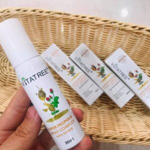 Xịt keo ong Vitatree 30ml của Úc